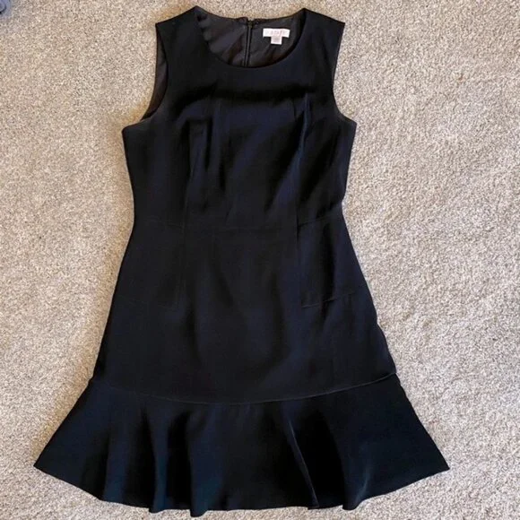 1.State black lined sleeveless ruffle hem round neck dress. Women's size 10 - Picture 4 of 8